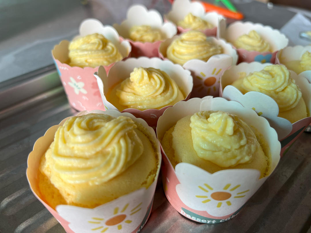 🌈🌈绵软甜蜜的北海道戚风杯💚💫附万能卡仕达酱配方