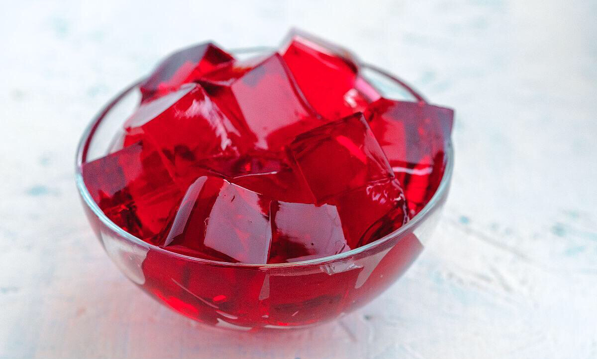 简单又健康的红宝石果冻