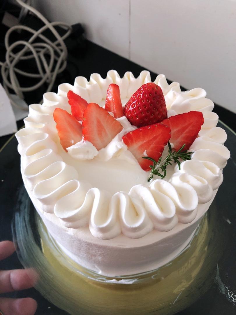 草莓奶油蛋糕