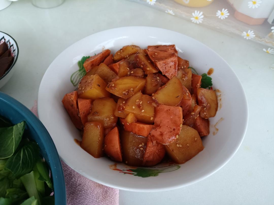 大朝阳特色小吃——炖肠