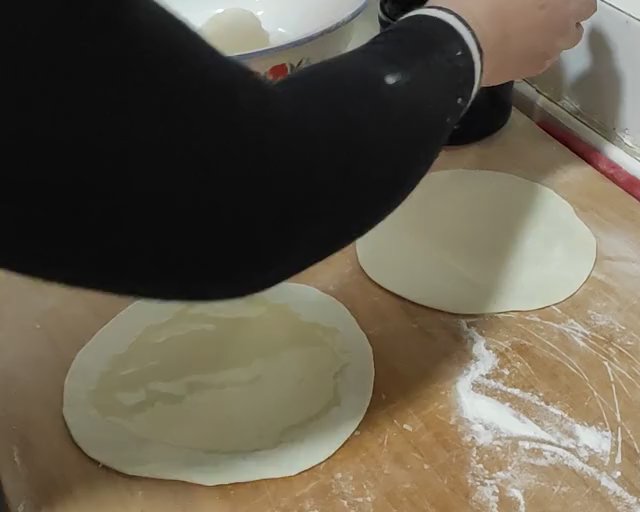 简单易学--传统潍坊油饼的做法 步骤3