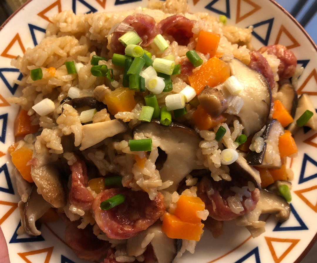 香菇腊肠焖饭