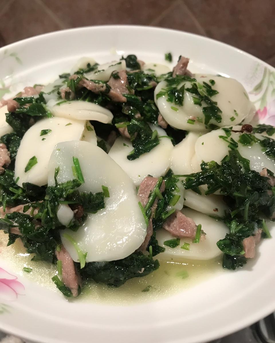 荠菜肉丝炒年糕