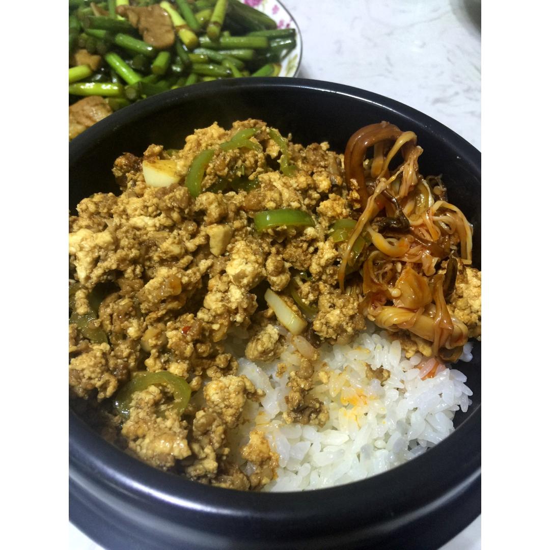肉末豆腐盖饭