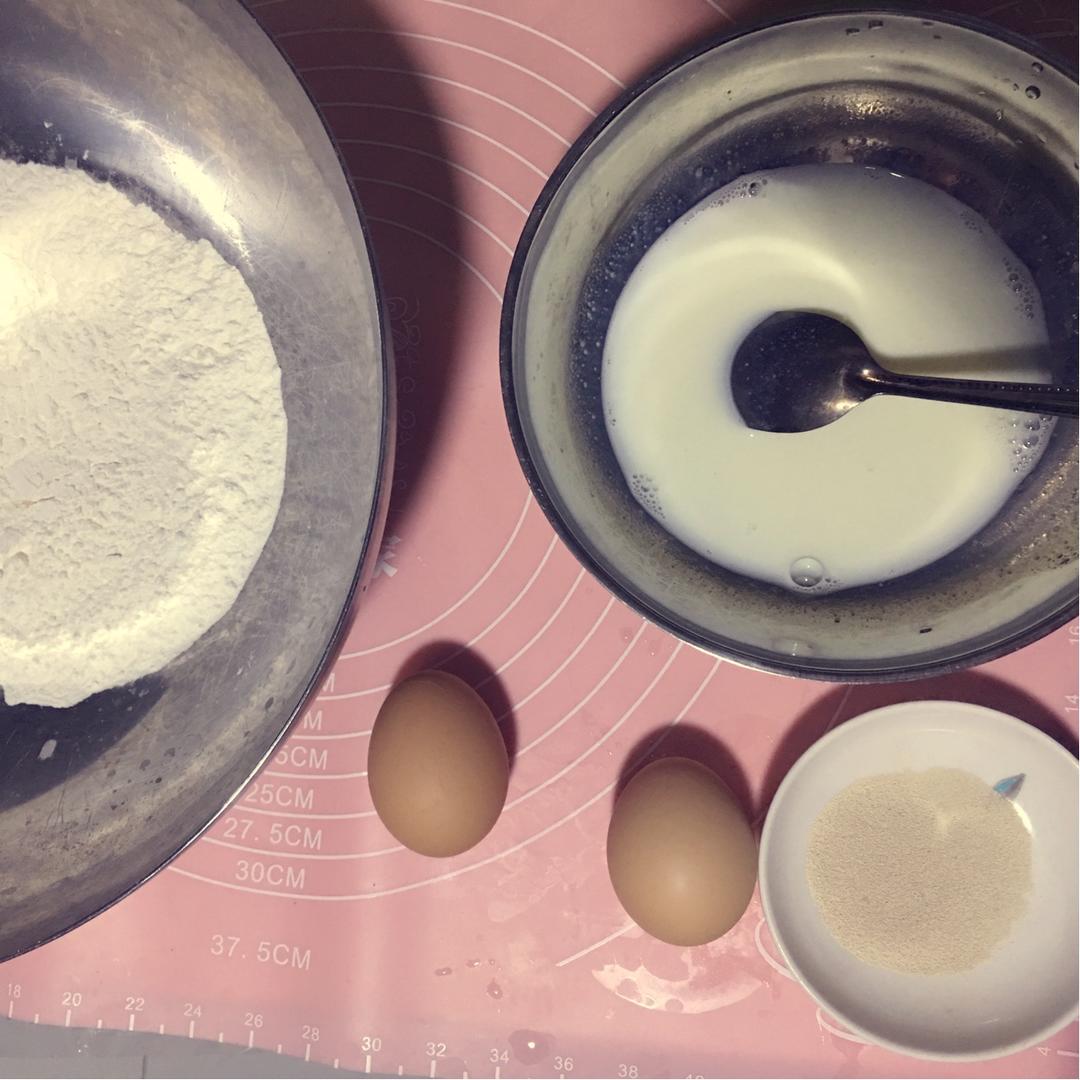 纯奶手撕吐司的做法 步骤1