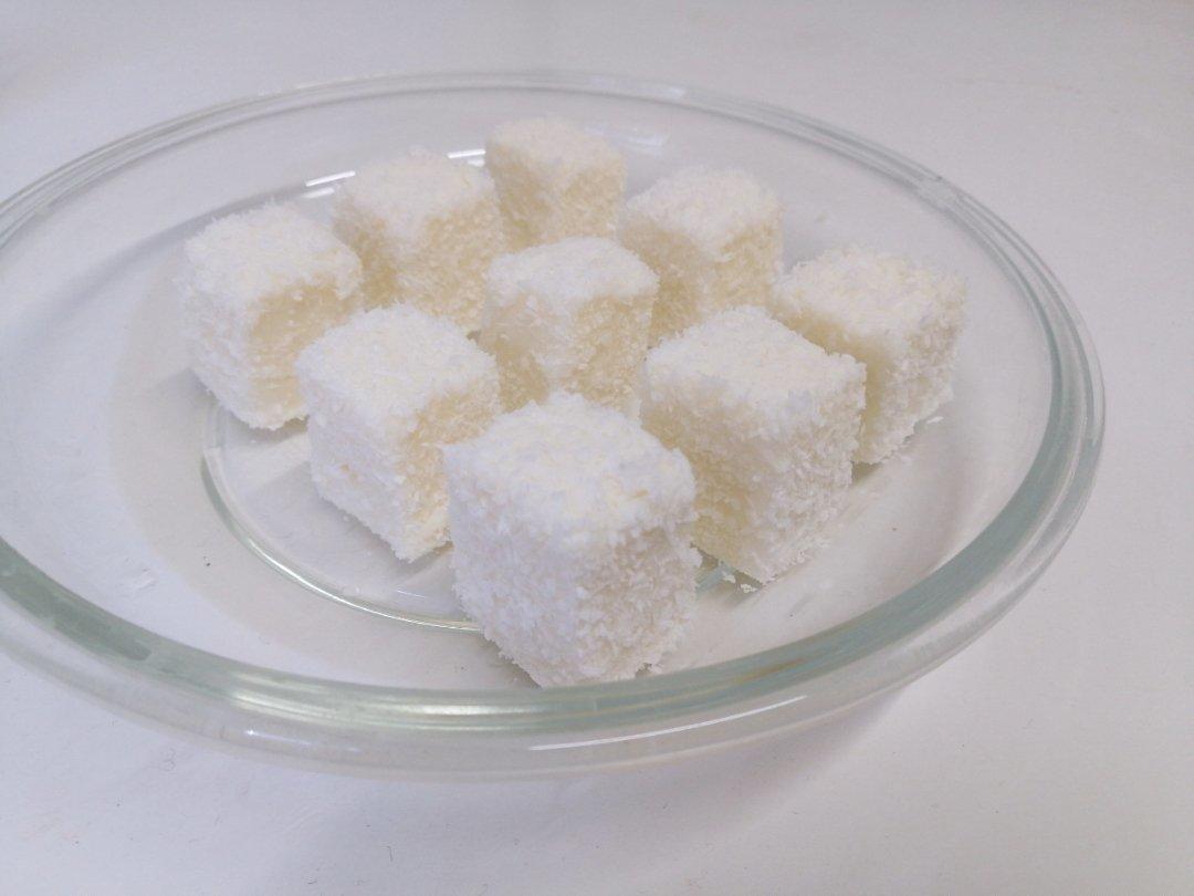 完胜85度C牛奶椰丝小方