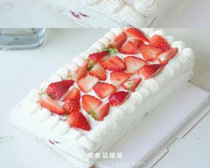 小美草莓奶油蛋糕的做法 步骤8