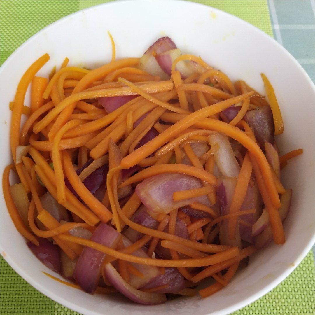 大汉长乐未央做的胡萝卜炒洋葱