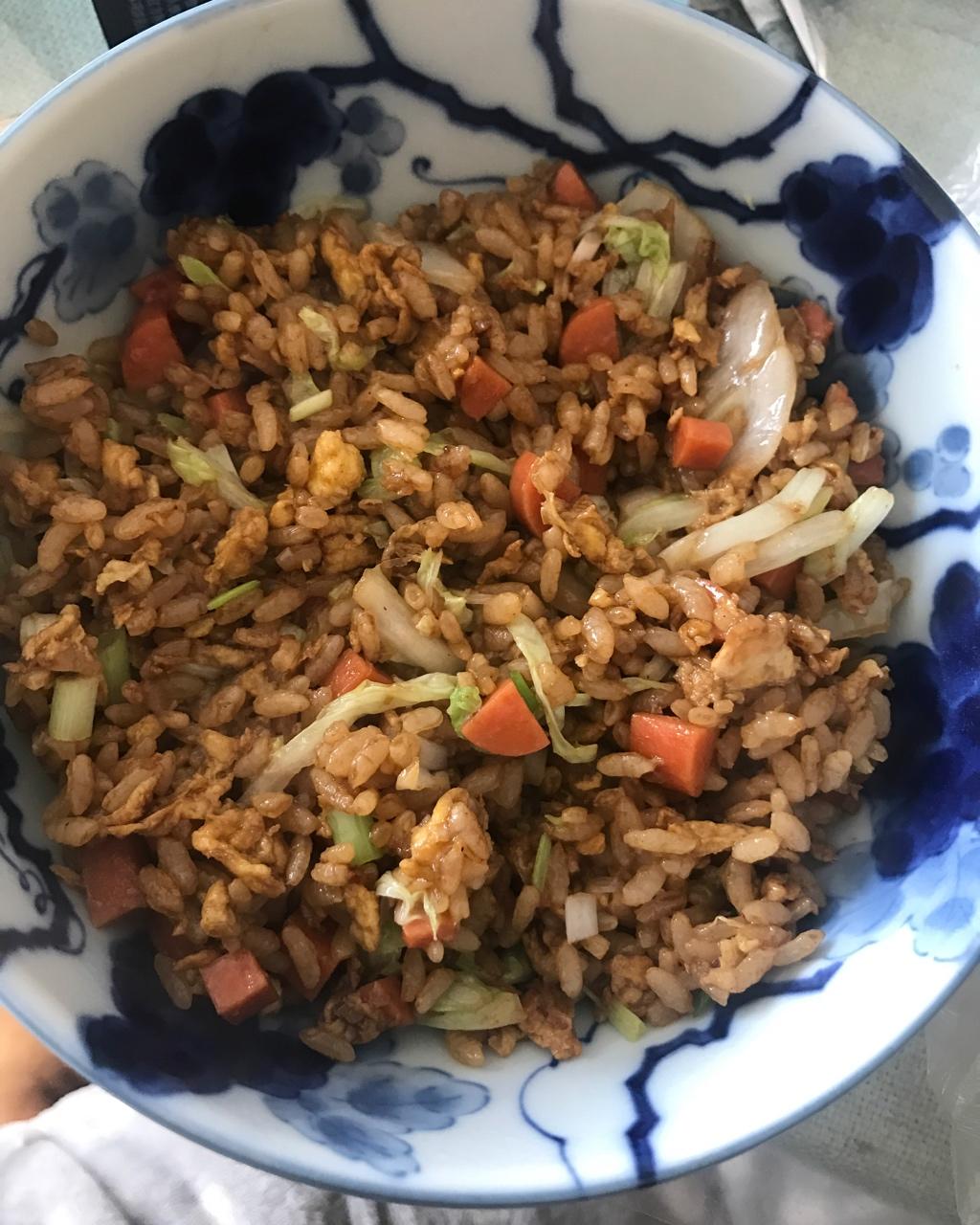 小时候的酱油炒饭