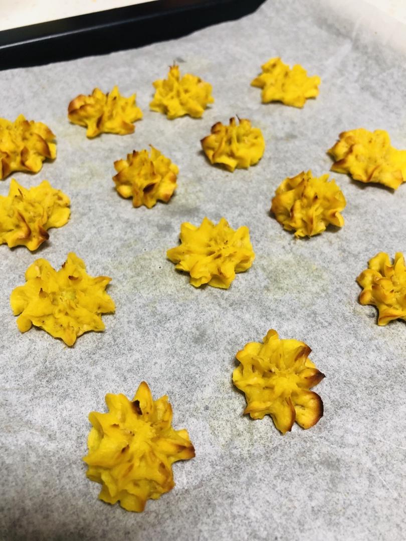 宝宝辅食：红薯芝麻曲奇—无糖、无油，也香甜美味的曲奇配方！12M+