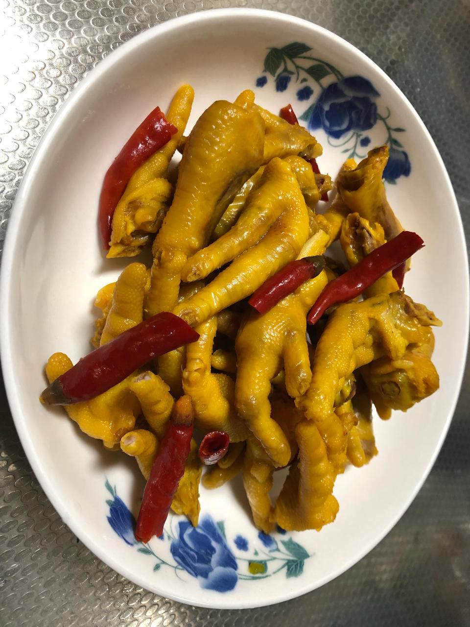 盐焗鸡爪