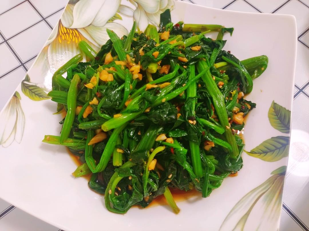凉拌菠菜