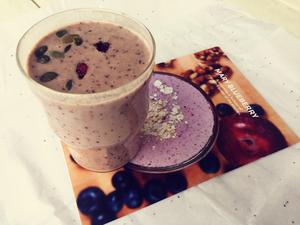 Mary Blueberry smoothies的做法 步骤2