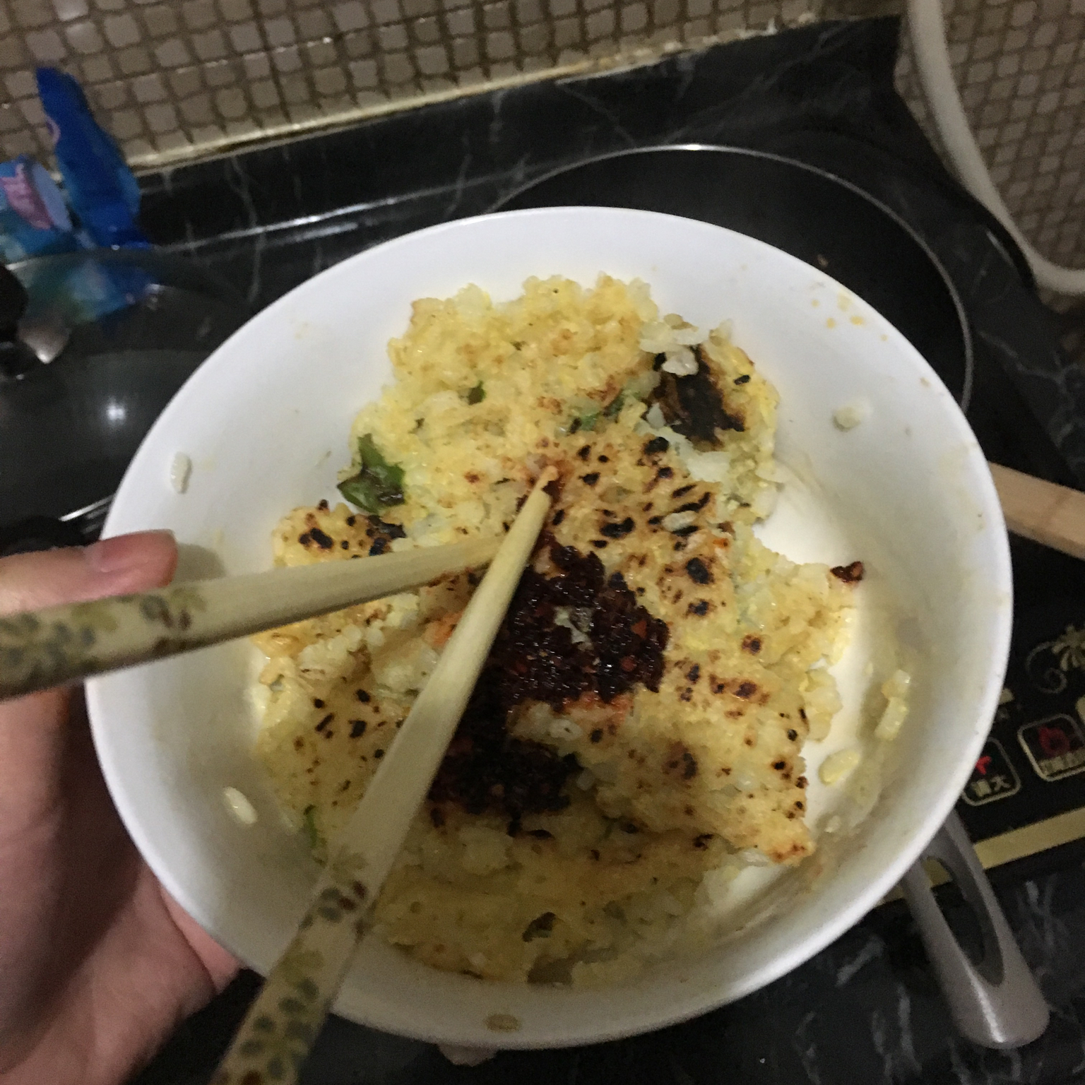 米饭鸡蛋饼