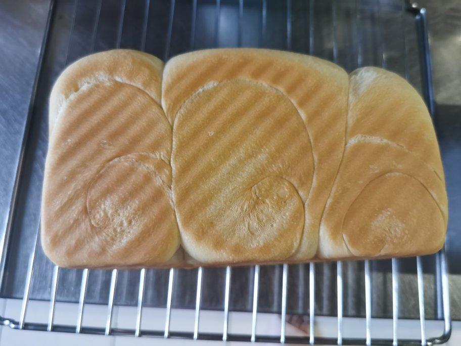 一次发酵，快手柔软Q弹，基础三明治吐司（完美封边）