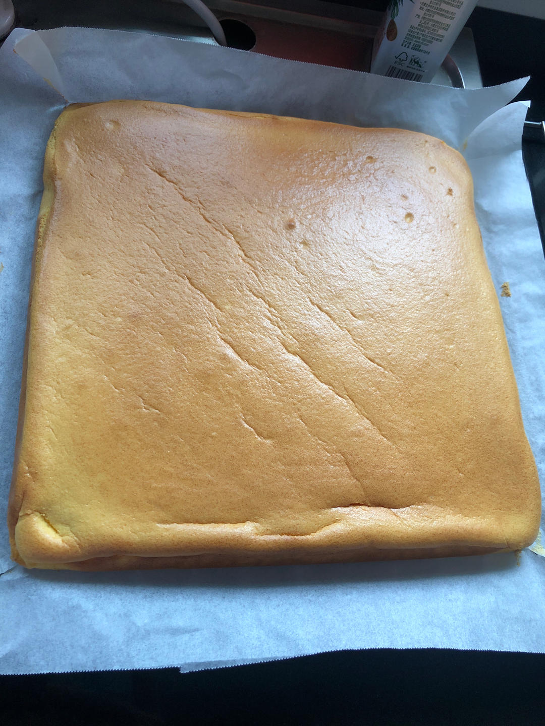 蛋糕卷这样做‼️不掉皮不开裂（小视频食谱）
