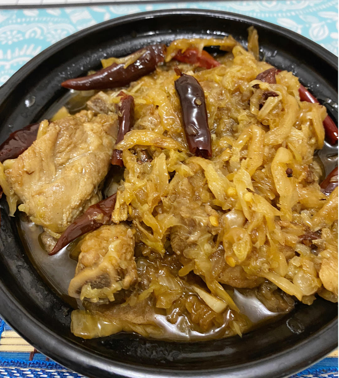 东北酸菜炖排骨
