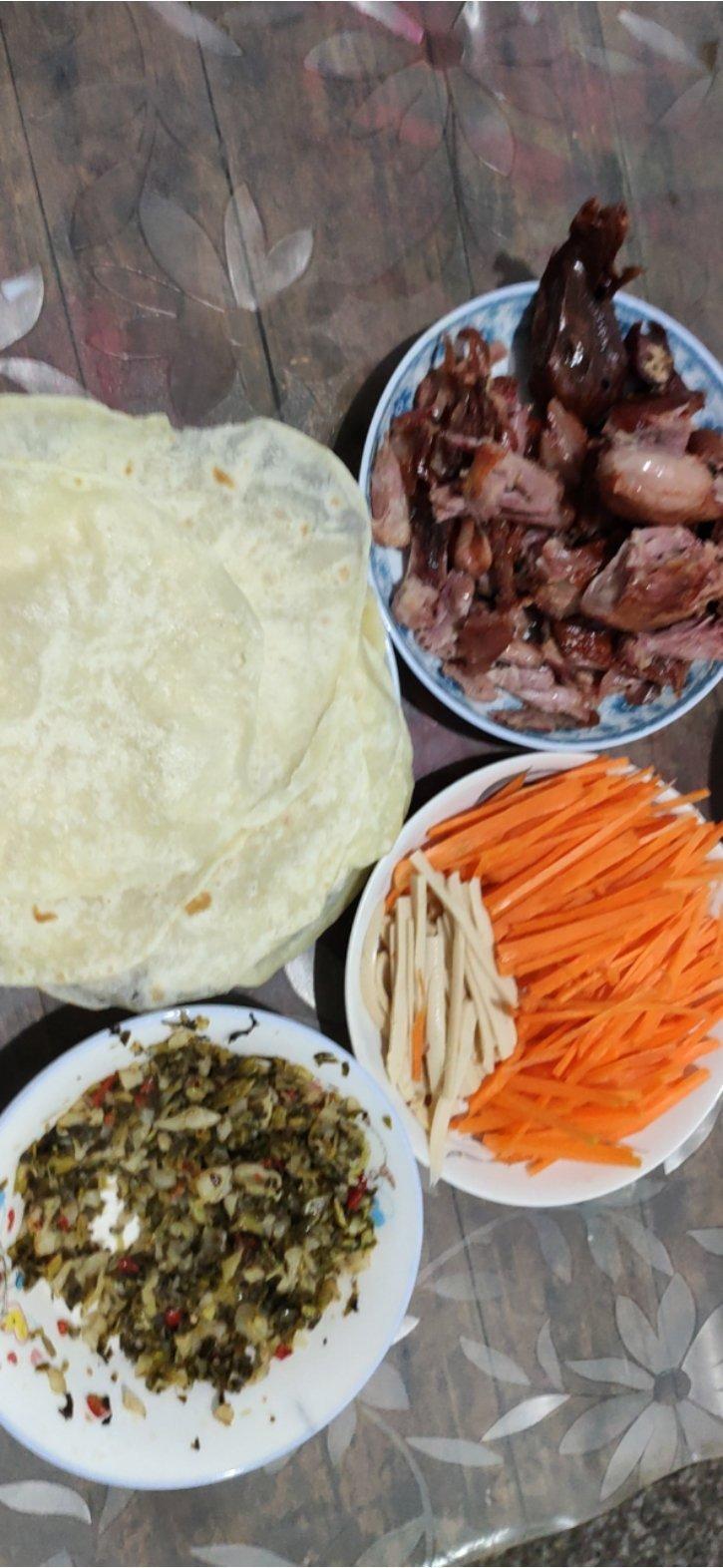 春饼的做法（北方习俗吃的摊春饼）
