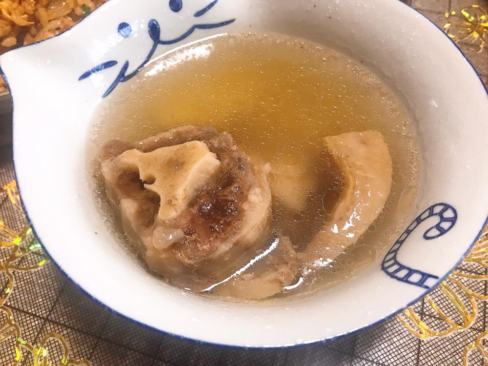 韩式清炖牛尾汤