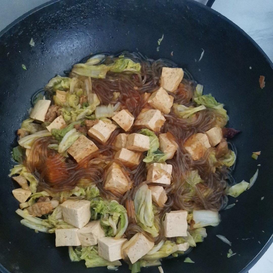 冬季最爱的家常菜！大白菜炖大豆腐或干豆腐