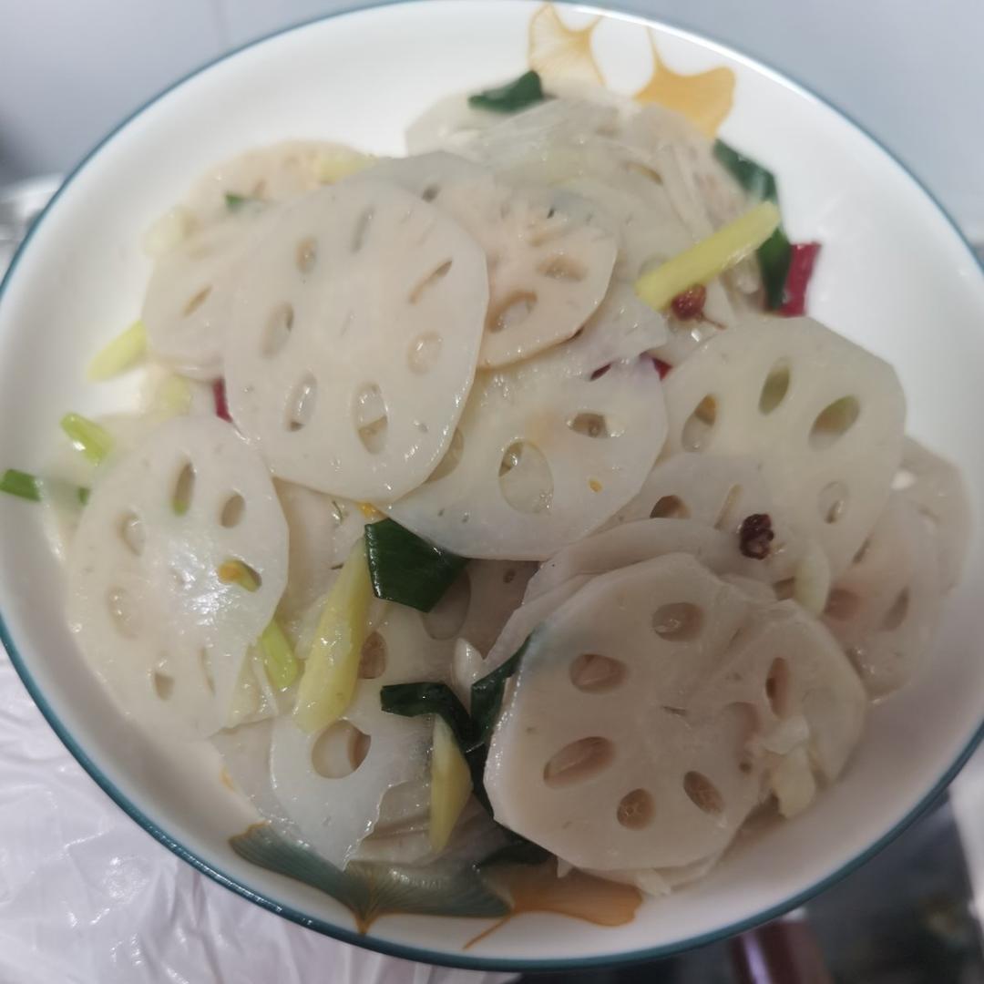 家常凉菜--炝拌藕片