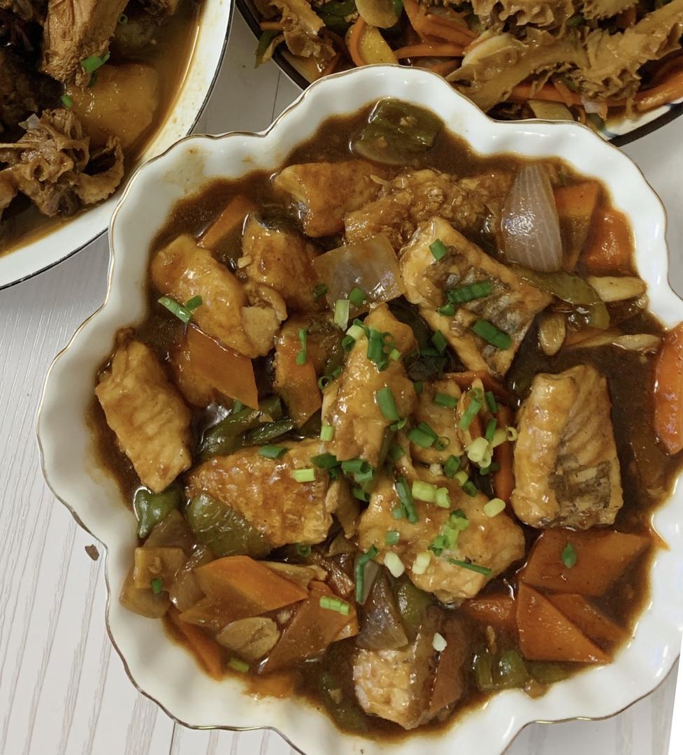 红烧鱼块