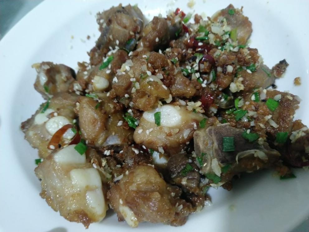 蒜香排骨的正确做法