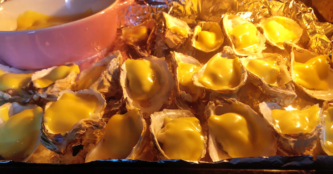 芝士芥末烤生蚝