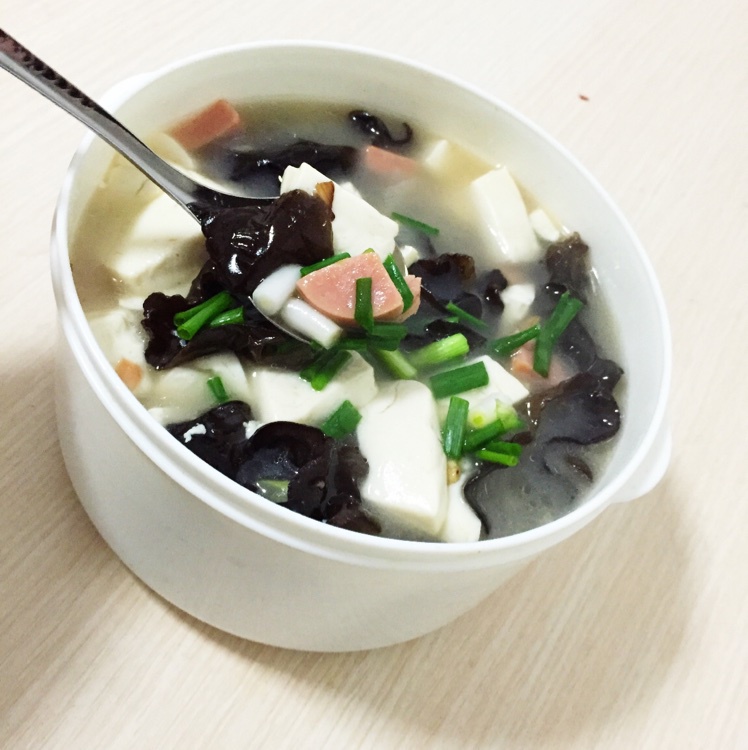 子衿3777做的排毒木耳豆腐羹