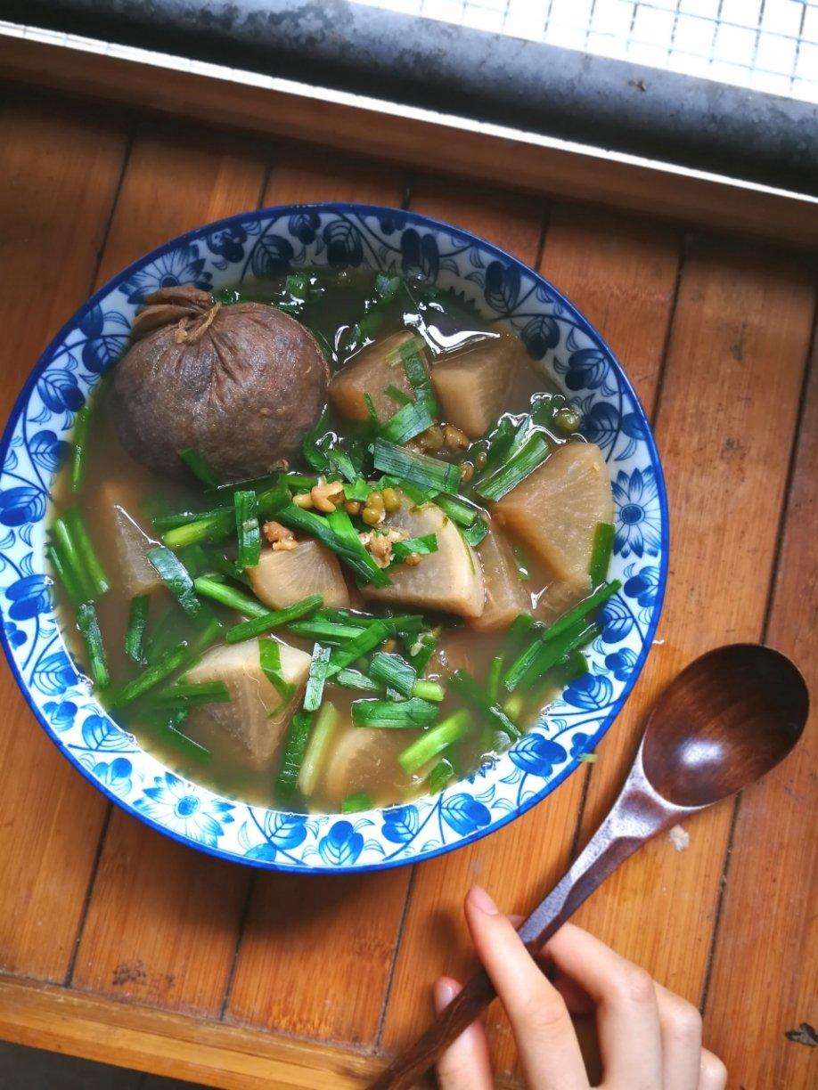 秋日の卤煮萝卜韭菜汤🍲