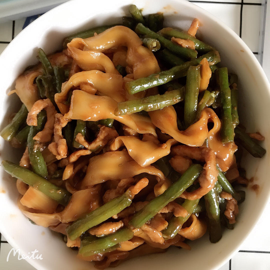 豆角焖面