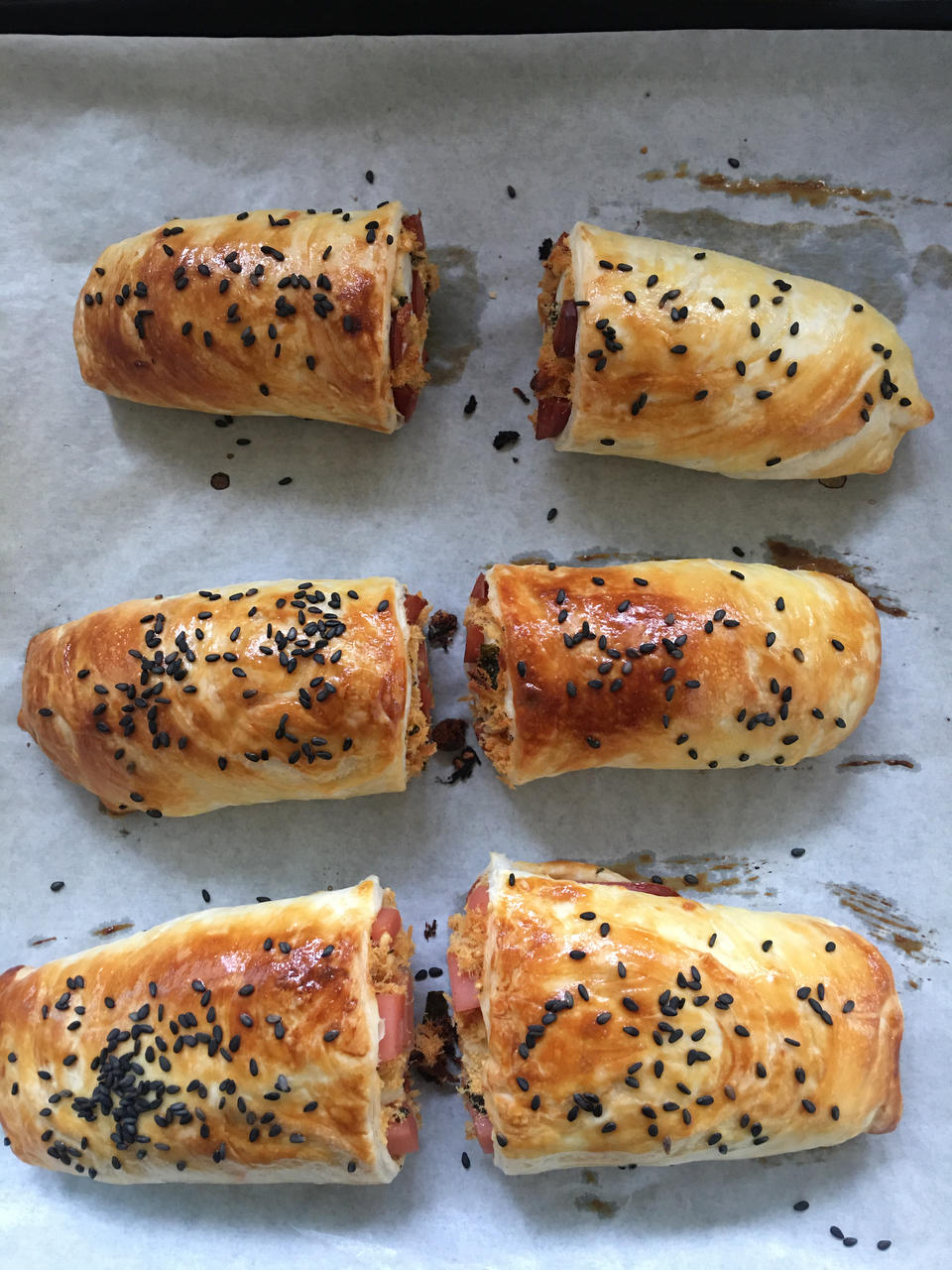 香酥火腿肉松卷