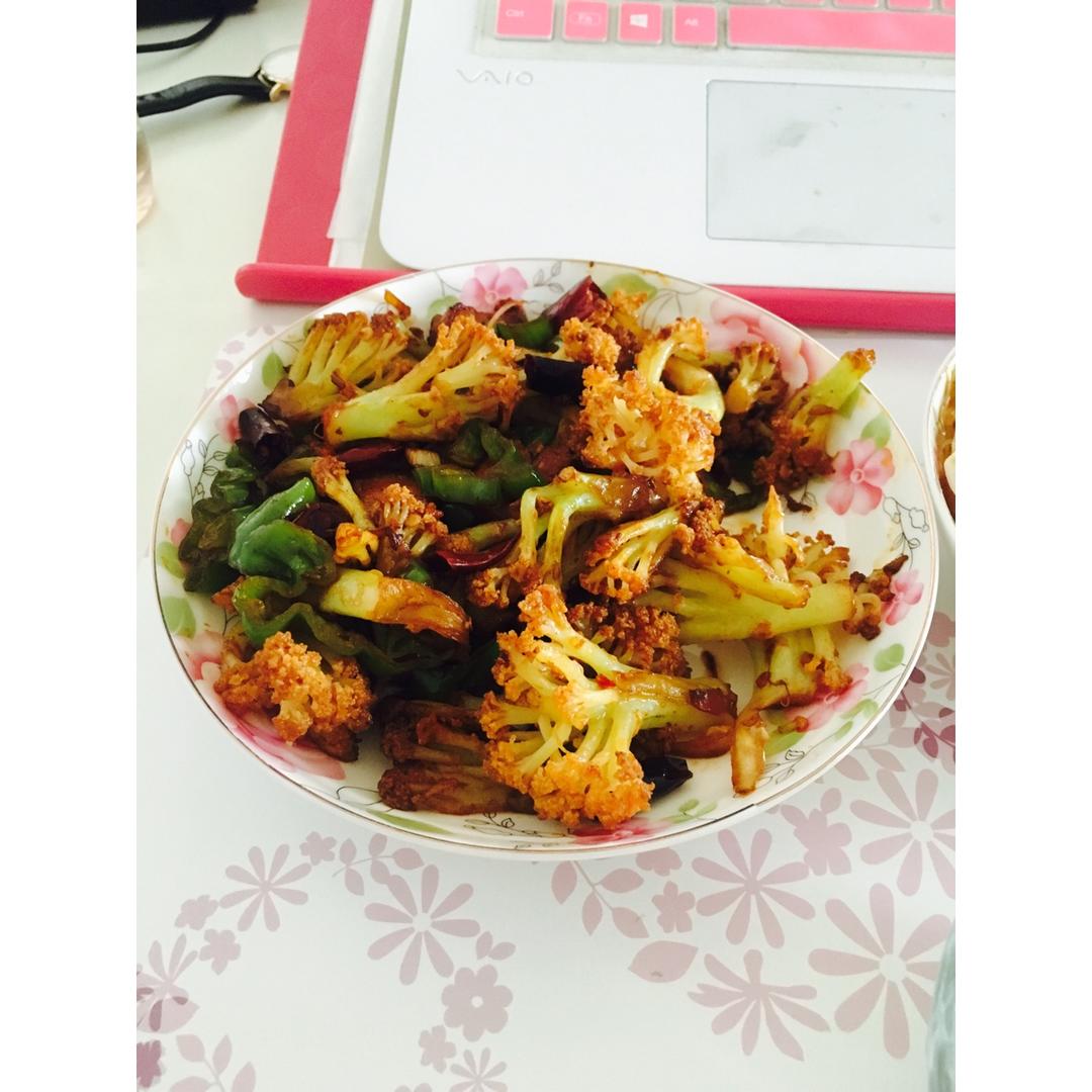 老丁的私房菜-干锅花菜