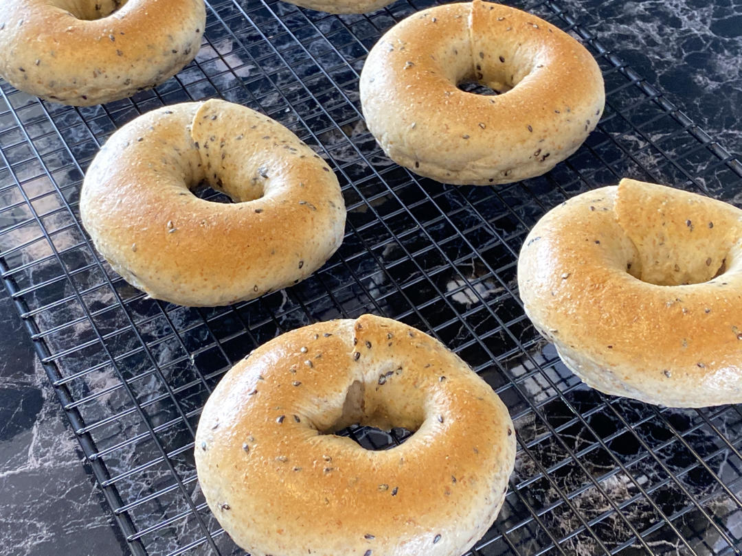 原味贝果🥯/黑芝麻贝果🥯