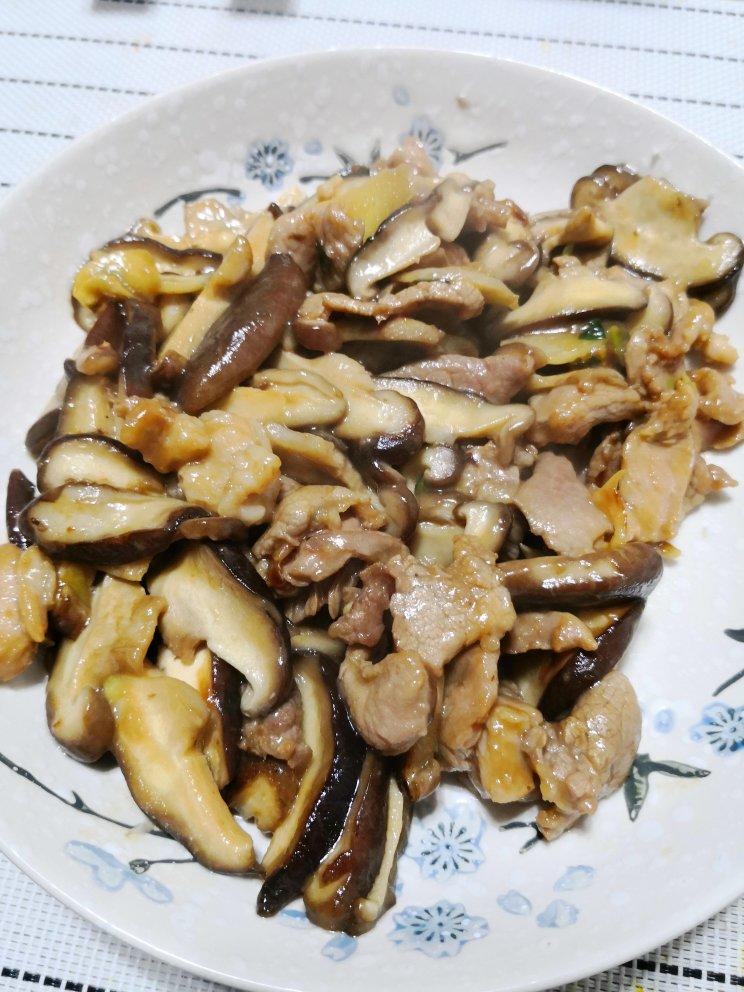 香菇炒肉