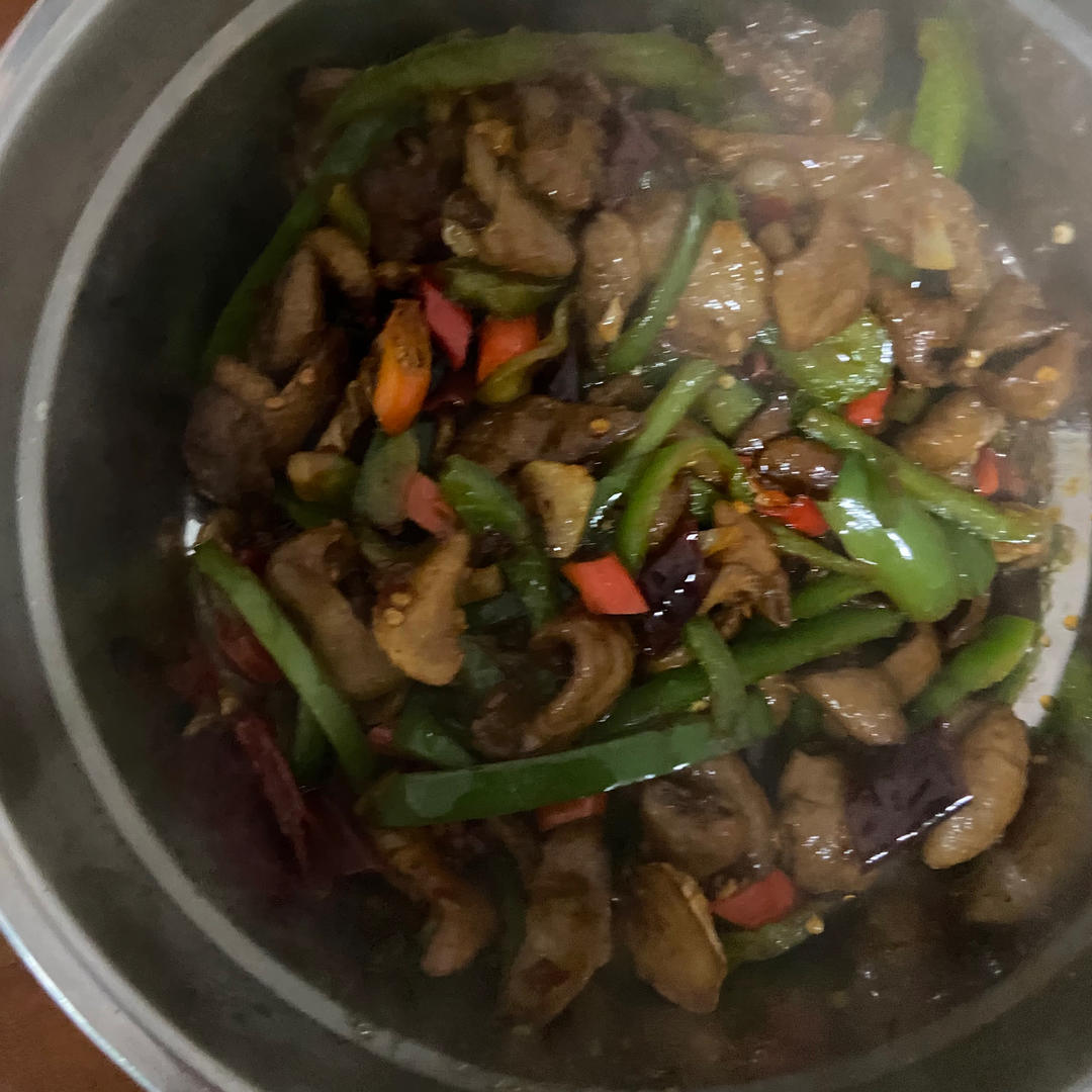 香辣过瘾的爆炒肥肠，这么做巨巨巨下饭！！