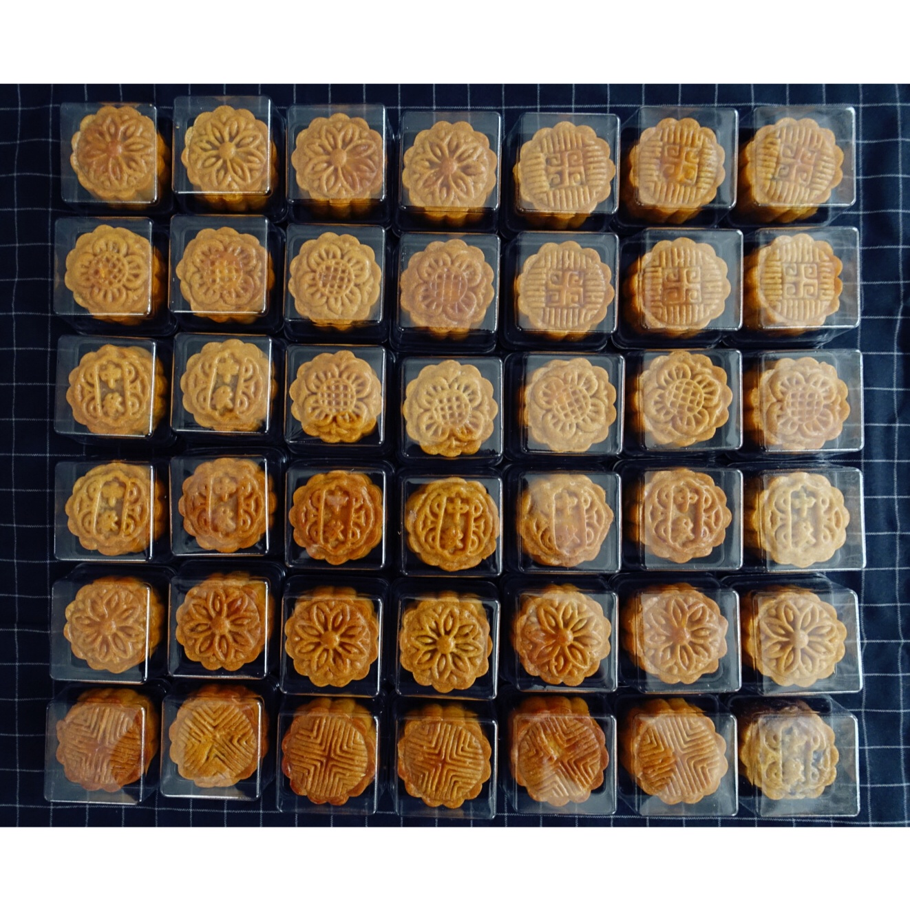 广式月饼——蛋黄莲蓉月饼