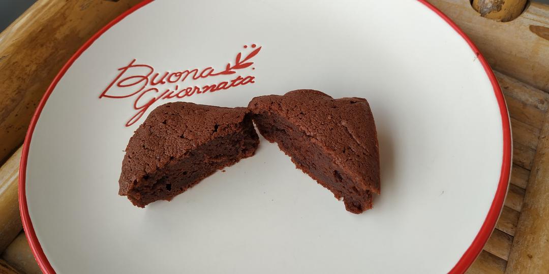 法国正统简单易上手的           熔岩巧克力蛋糕