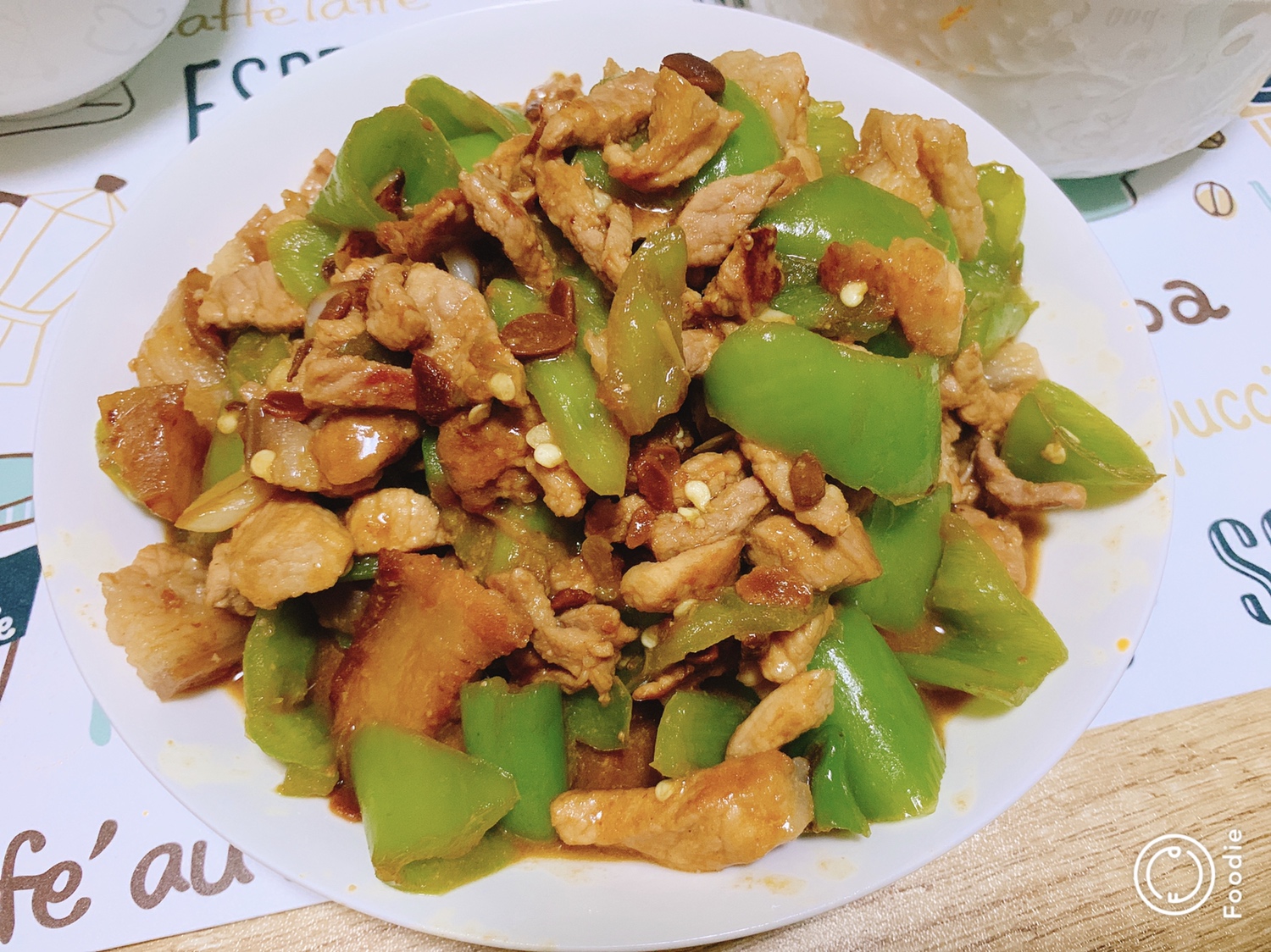 超简单青椒炒肉的做法