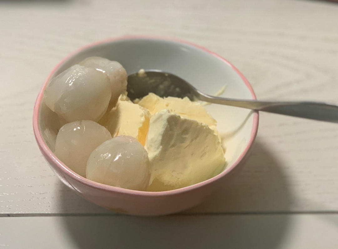 冰淇淋（消耗淡奶油）