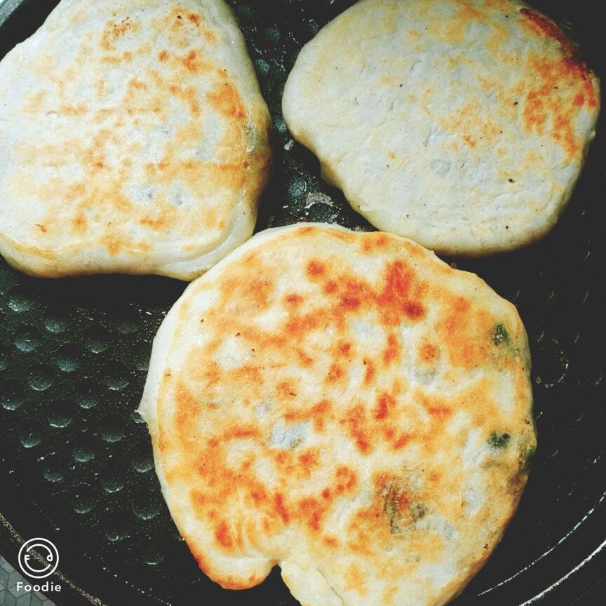 菠菜粉丝馅儿饼