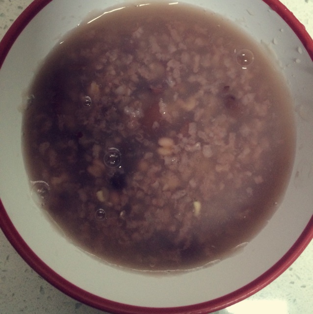 红豆薏米花生粥