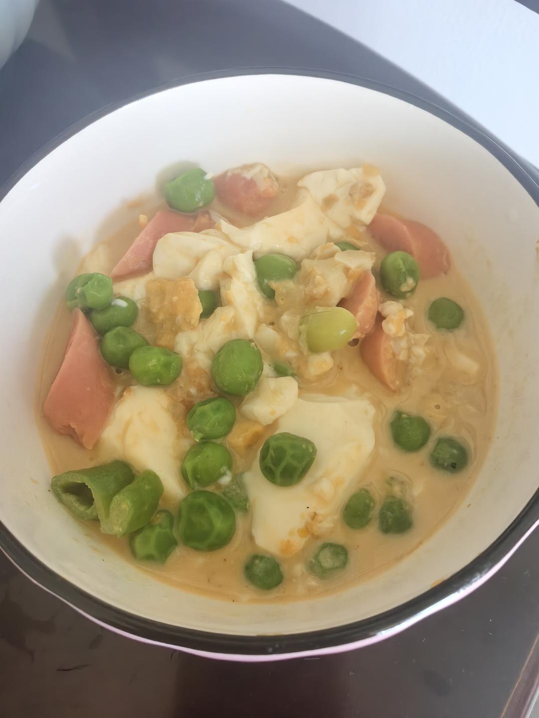 营养又鲜香的咸蛋黄豆腐煲