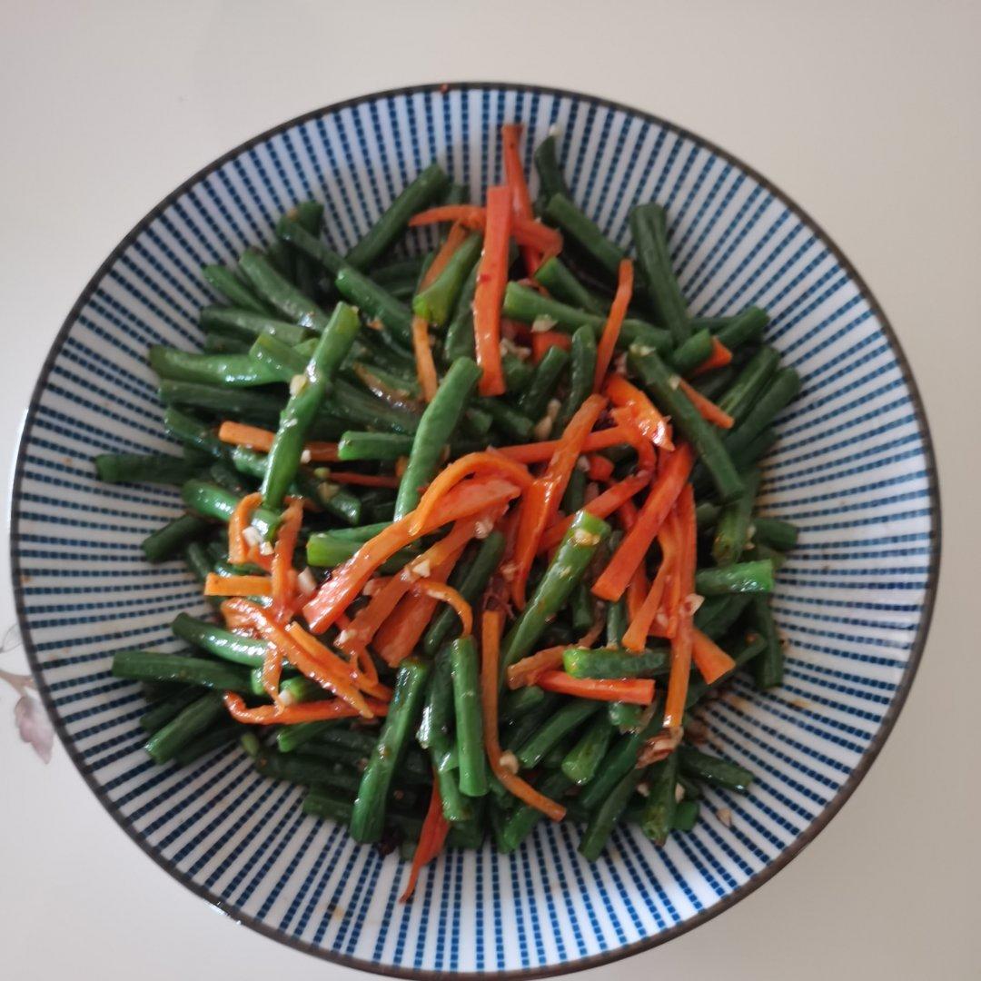 夏日爽口小拌菜～超级好吃的炝豇豆
