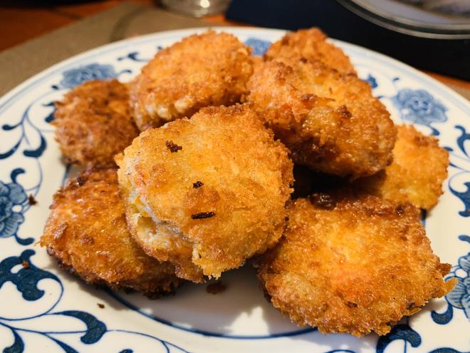 鸡蛋干土豆胡萝卜饼（战疫美食）的做法