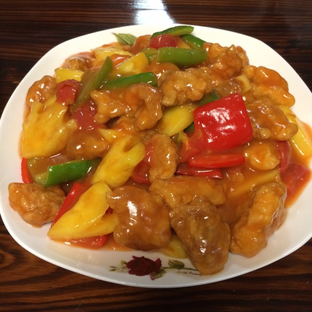菠萝咕噜肉