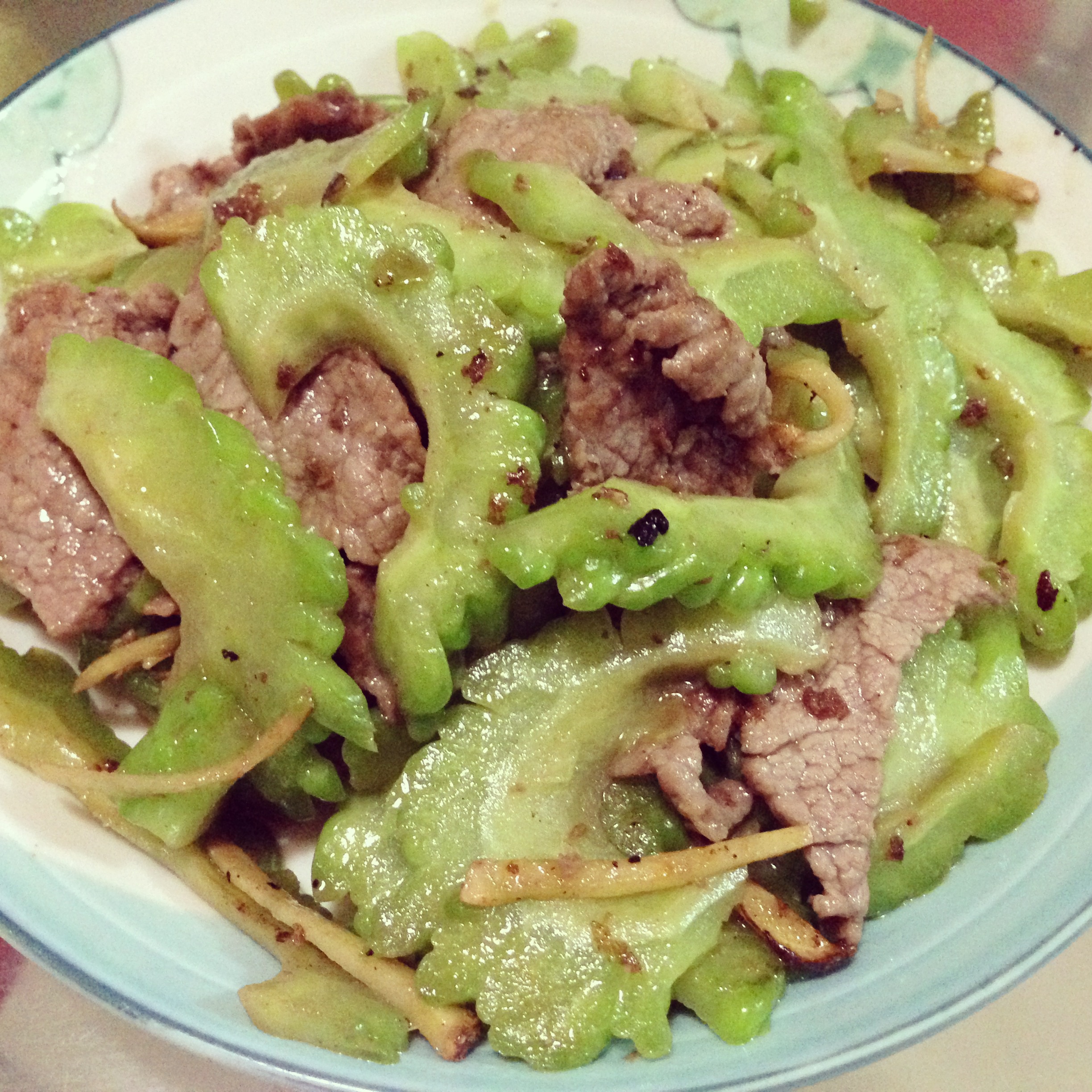 苦瓜炒牛肉