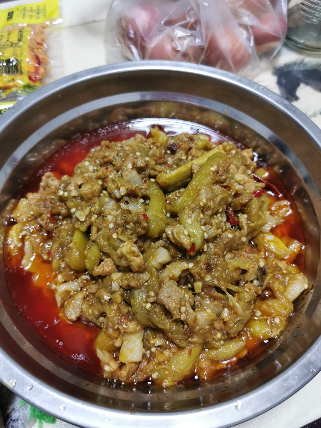 新手也能十分钟做完全家舔盘子的肉末茄子