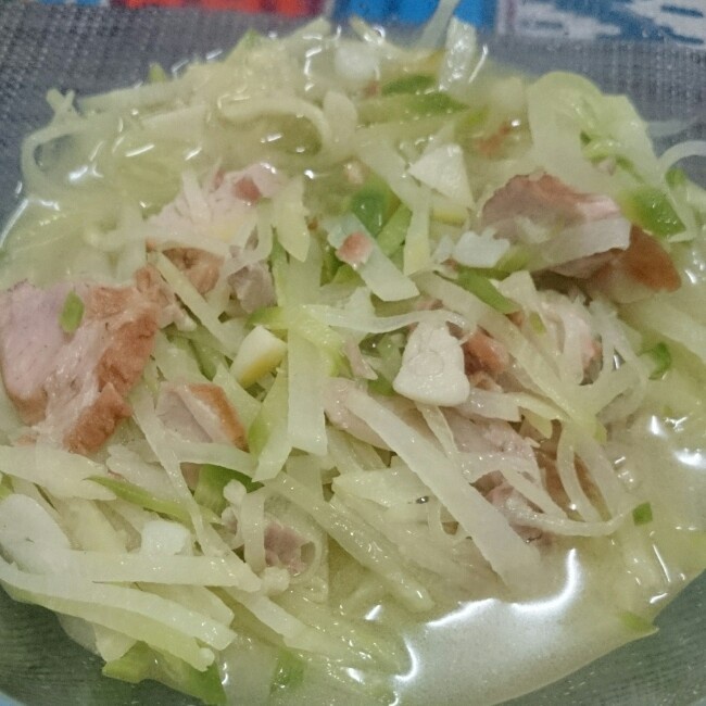 萝卜丝虾皮排骨汤