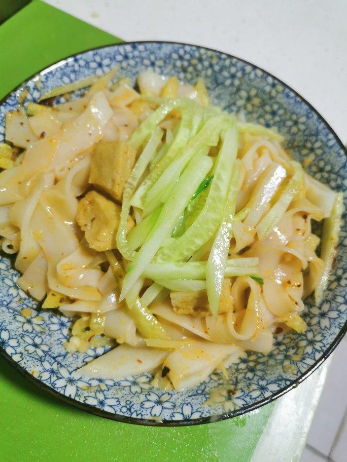 家常凉皮的做法(超详细)